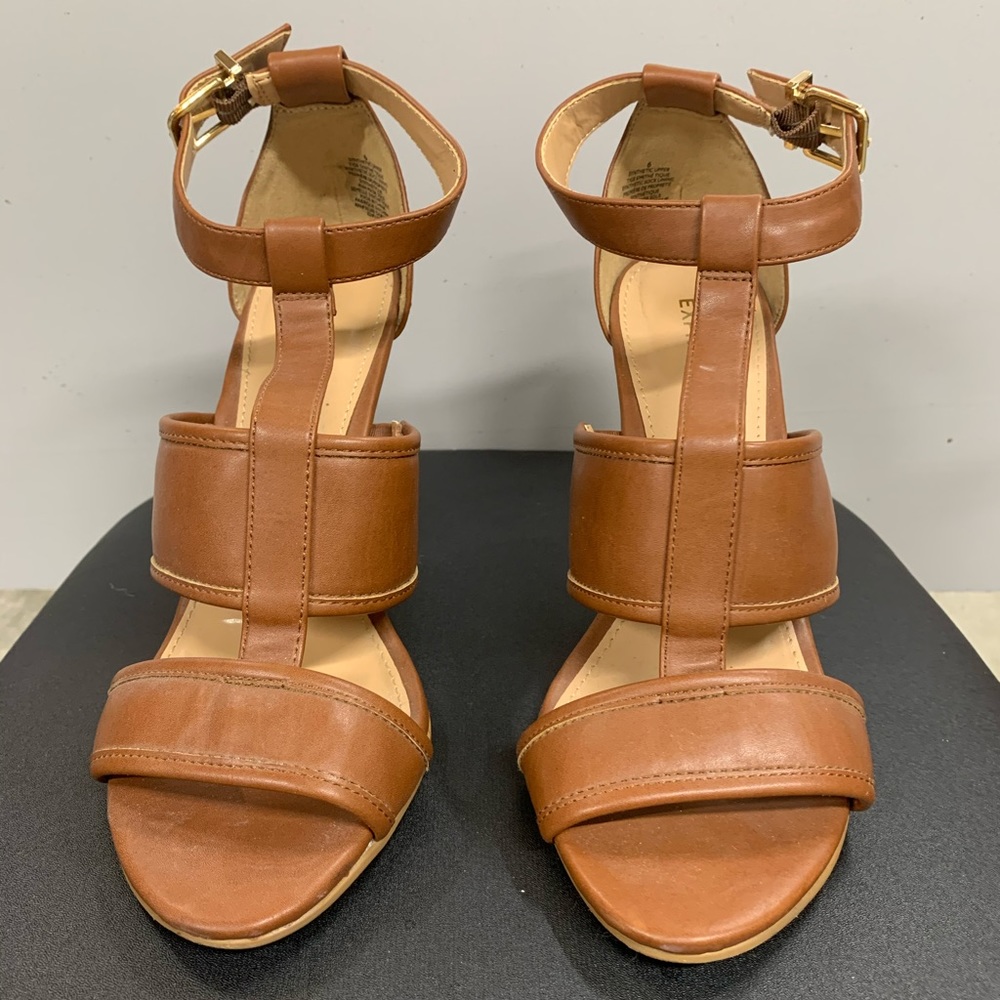 Express khaki leather strappy wedges